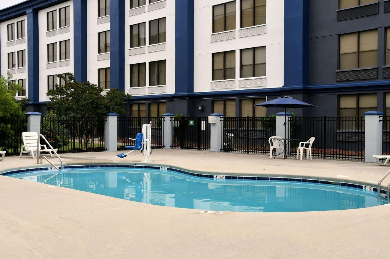 Clarion Pointe Jacksonville Near Camp Lejeune Exteriér fotografie