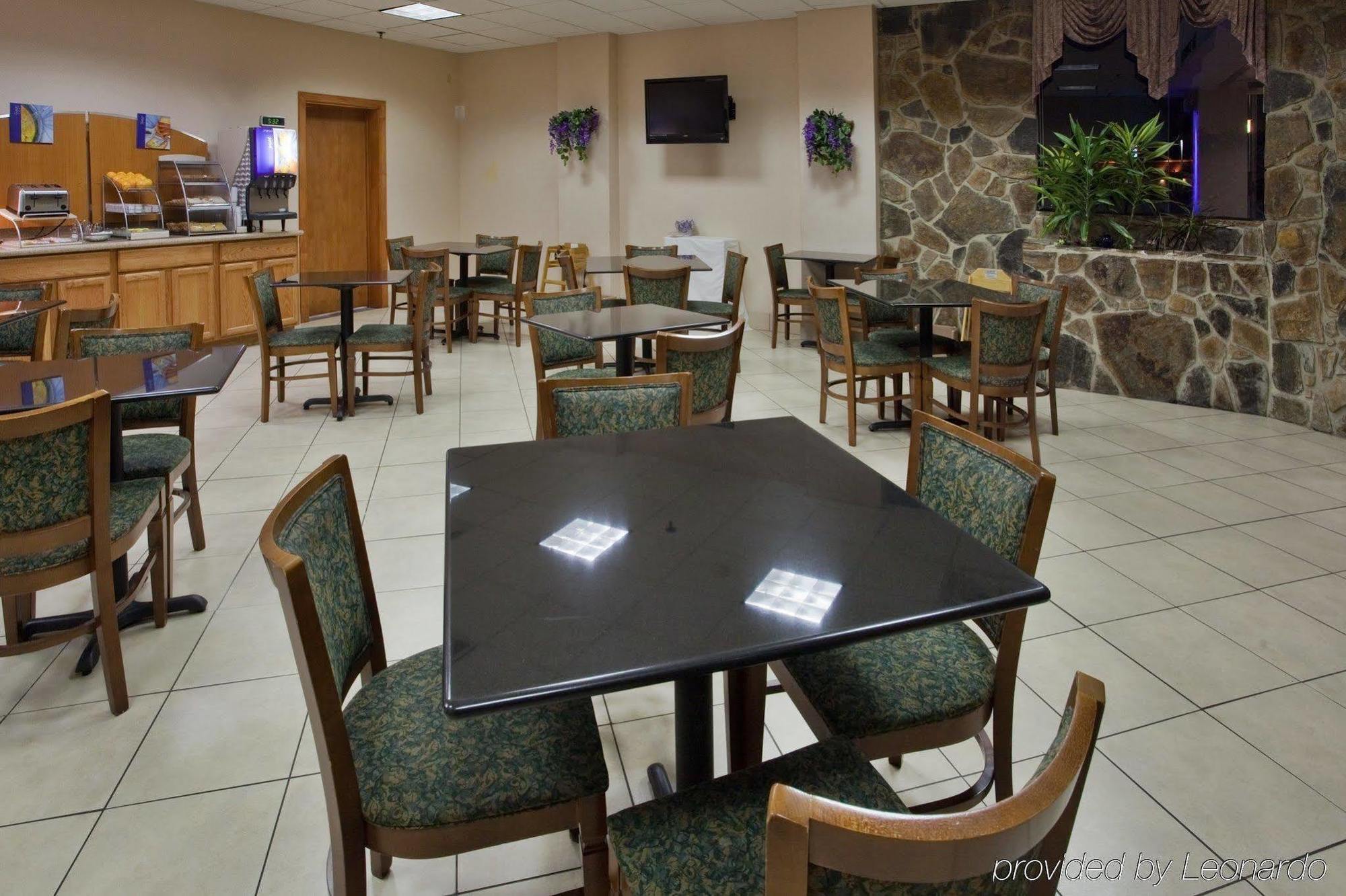 Clarion Pointe Jacksonville Near Camp Lejeune Restaurace fotografie